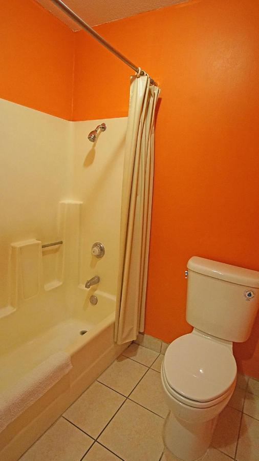 Los Angeles Inn & Suites - Lax West Athens Ngoại thất bức ảnh