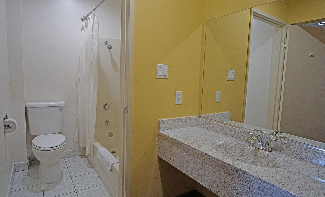 Los Angeles Inn & Suites - Lax West Athens Ngoại thất bức ảnh